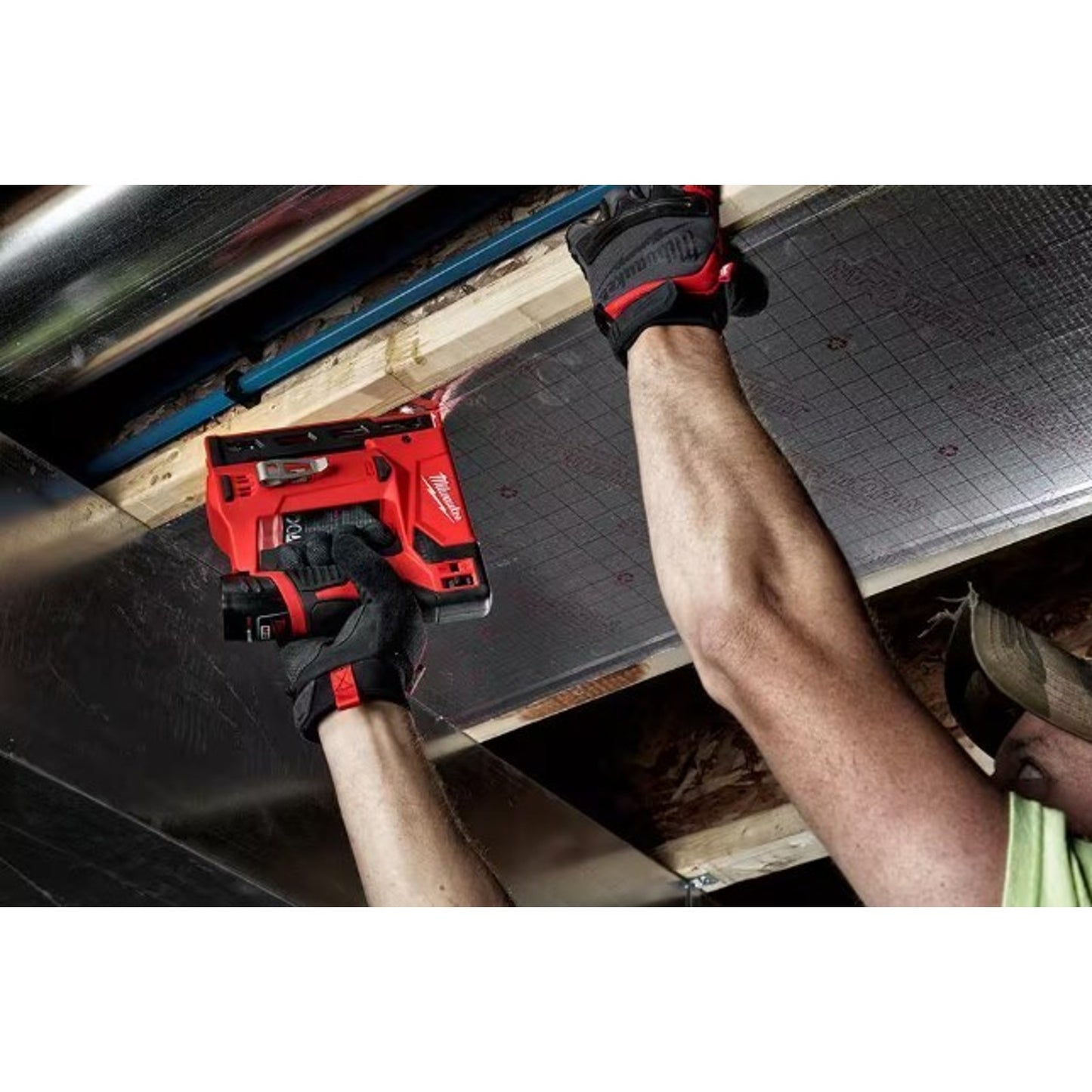 Milwaukee 2447-20 M12 12V Li-Ion Cordless 3/8" Crown Stapler -Tool Only- T-50