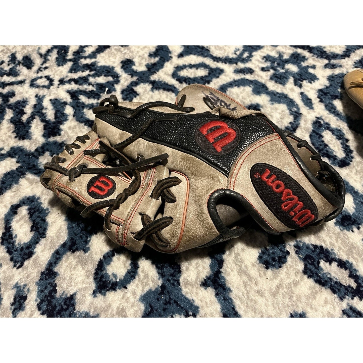 Wilson A2000 1788 RHT 11 1/4 Super Skin EUC 11.25 A-2000 Right Baseball Glove